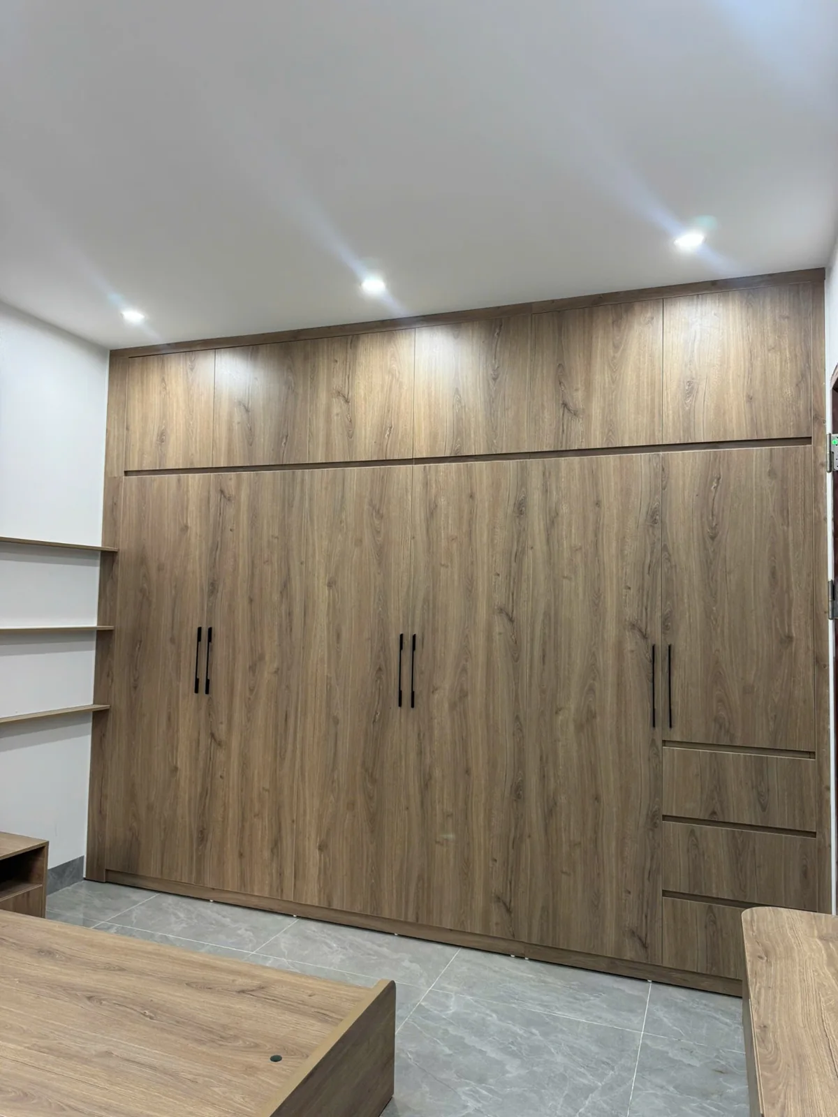Tủ áo phòng ngủ hoàn thiện